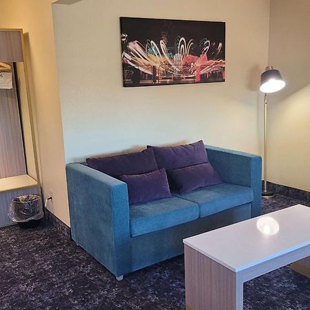 Best Western Plus Altoona Inn Экстерьер фото