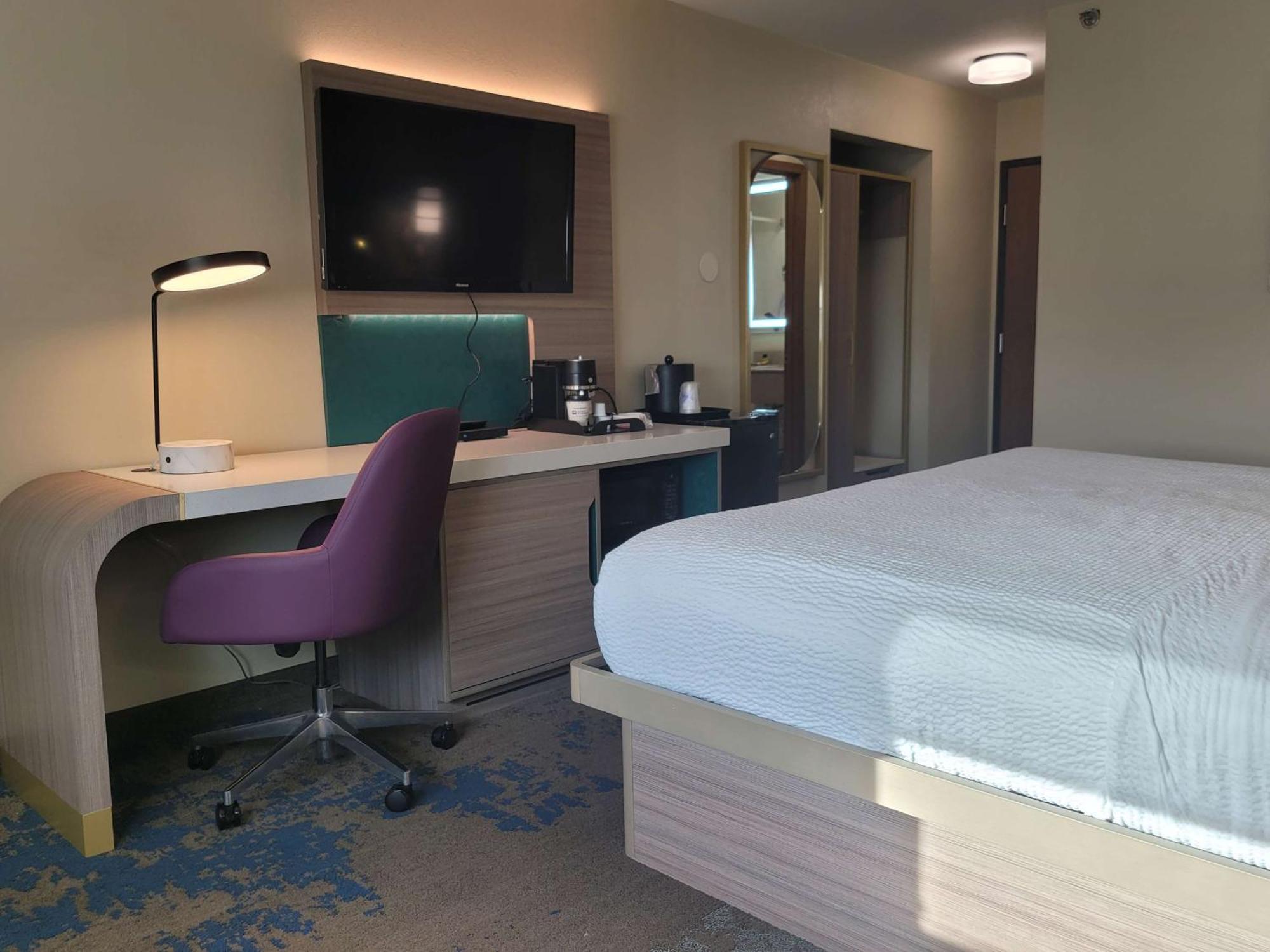 Best Western Plus Altoona Inn Экстерьер фото